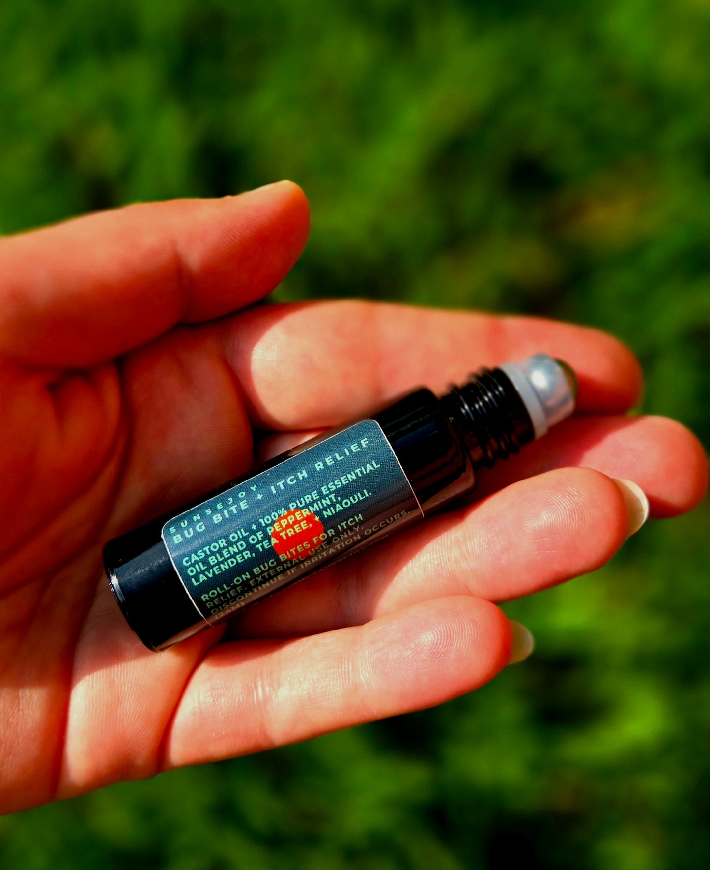 Bug Bite + Itch Relief Essential Oil Roll-On | Summer Edition